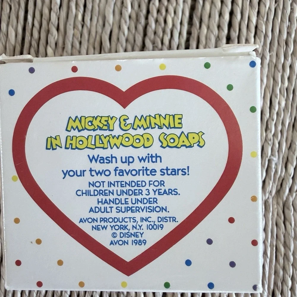 Vintage Avon 1989 Disney Soaps‎ Mickey Minnie Lot of 2 boxes 4 bars